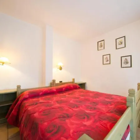 Locazione Turistica Frejus 아파트 *